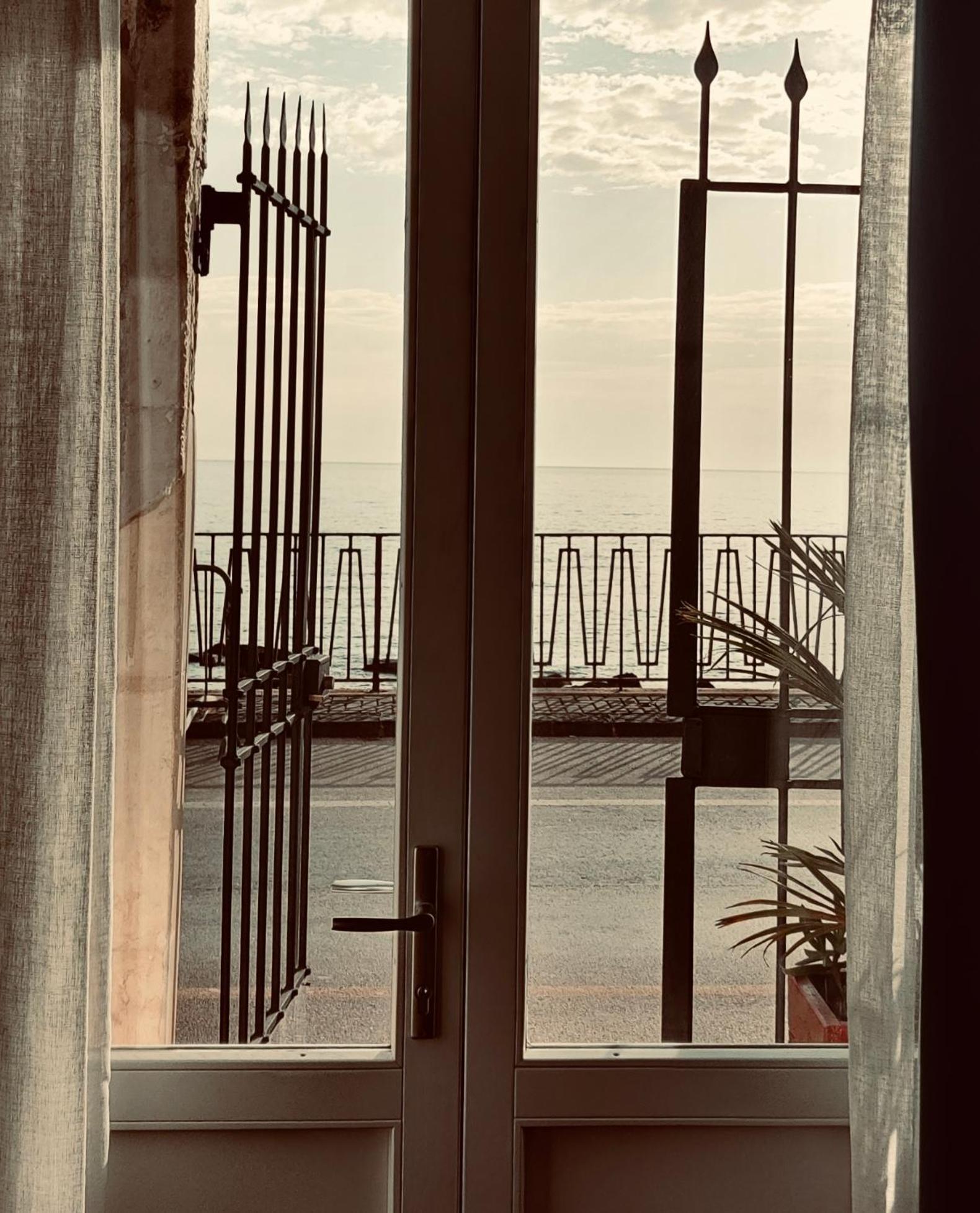 Salty Soul Sea View Ortigia Villa Syracuse Exterior photo